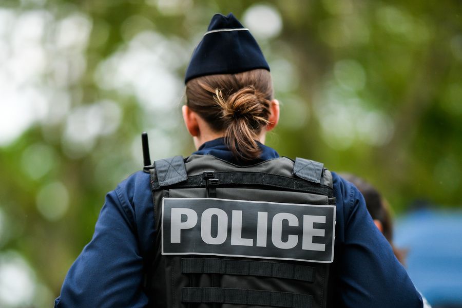 Faire un CV de policier