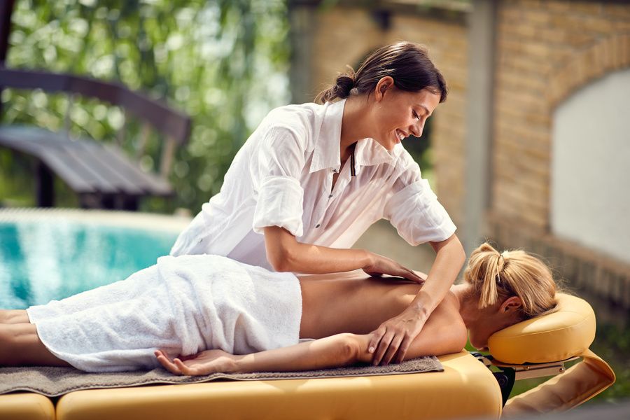 Rédiger un CV de masseuse ou masseur percutant et efficace 