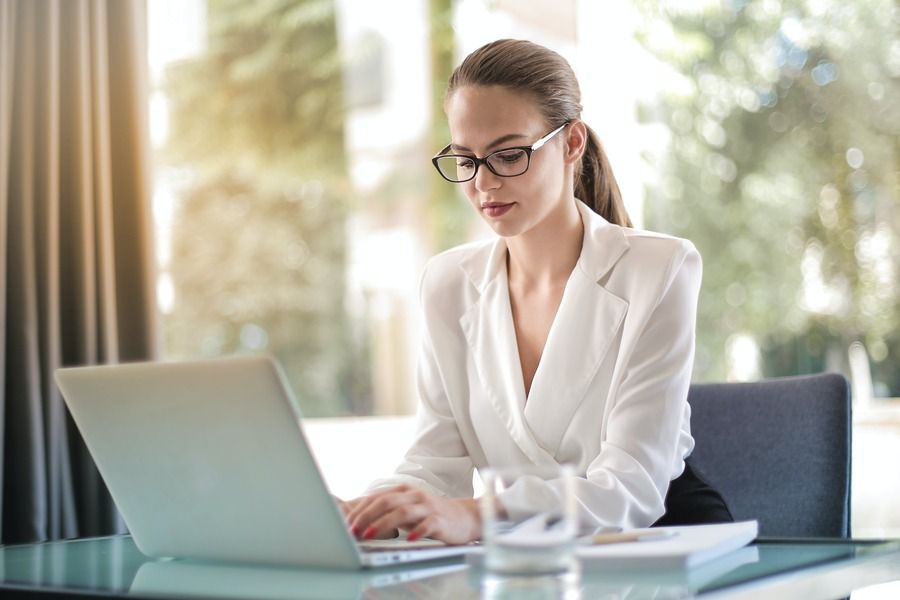 Tips et conseils pour un CV Chanel marquant