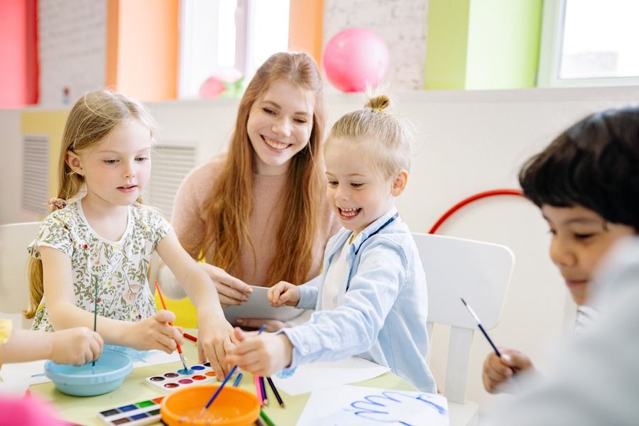 Créer un CV d’assistante maternelle